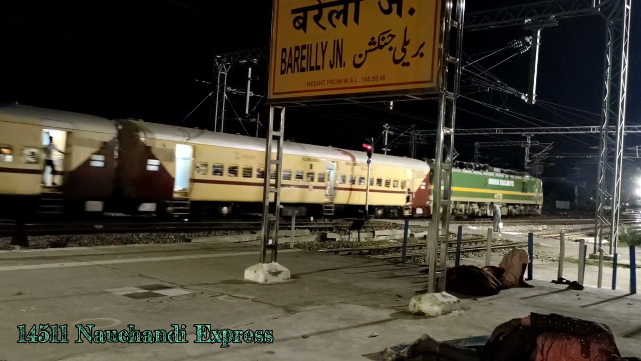 Midnight Arrival And Departure in Bareilly Junction Part 2. #indianrailways #bareillyjunction