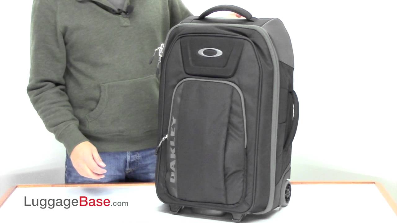 oakley wheeled luggage