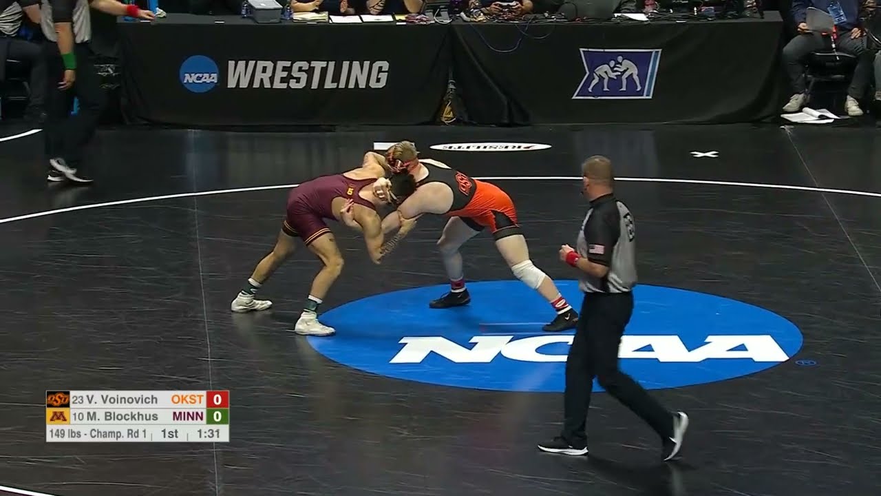 Michael Blockhus (Minnesota) vs Victor Voinovich (OklahomaSt) NCAA Wrestling Championships 1st Round