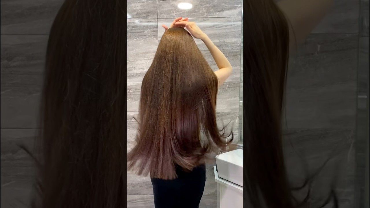 Hair down or ponytail? 🐎 