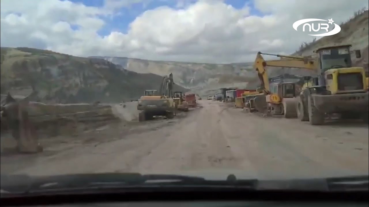 ДАГЕСТАНЦЫ САМИ ПРОБИВАЮТ КОРОТКУЮ ДОРОГУ В ГОРЫ!