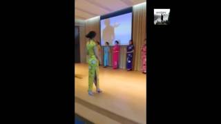 Asian Women Reveal Their Beautiful Ground Kissing Tresses