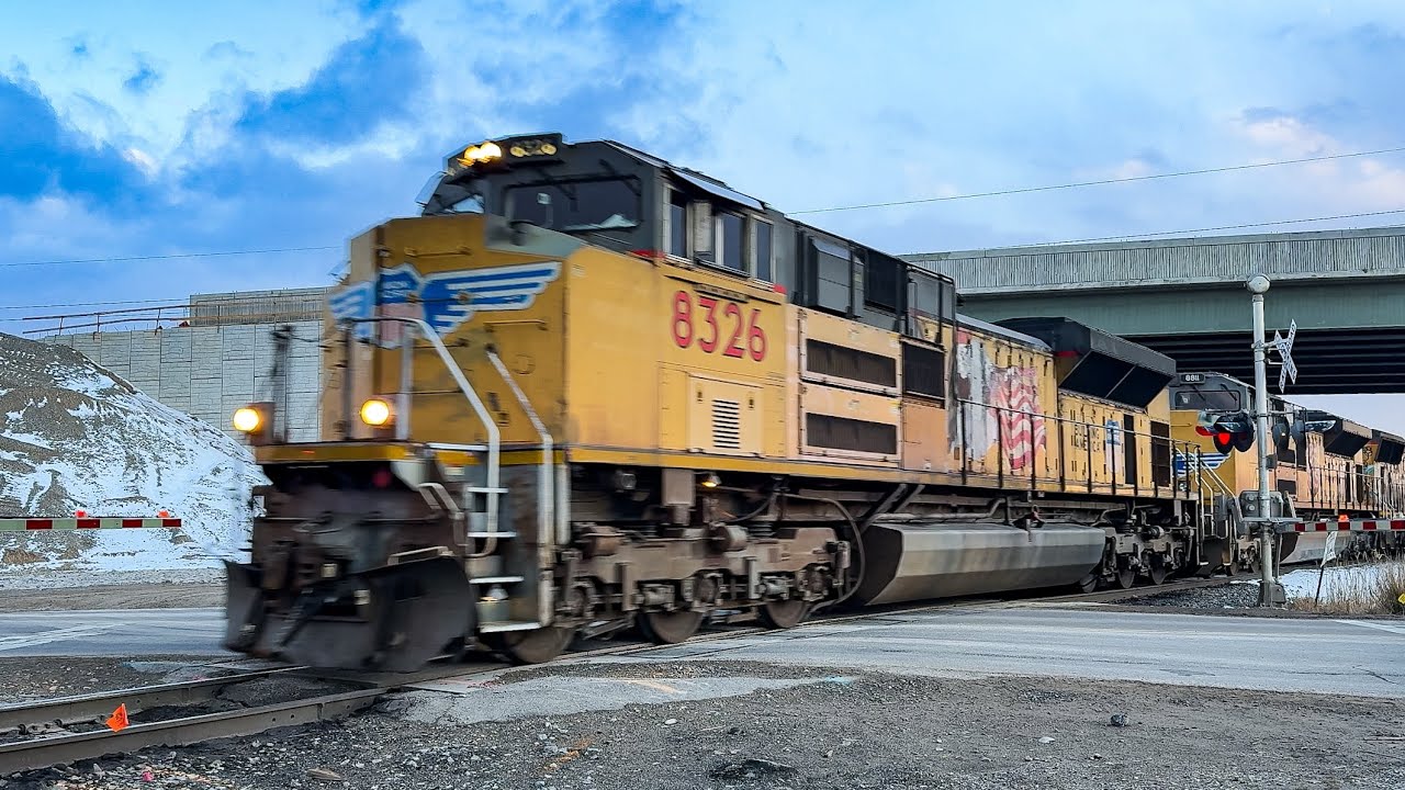 [4K] All EMD power on this evening’s MYROG!