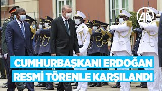 Cumhurbaşkanı Erdoğan, Angola'da resmi törenle karşılandı