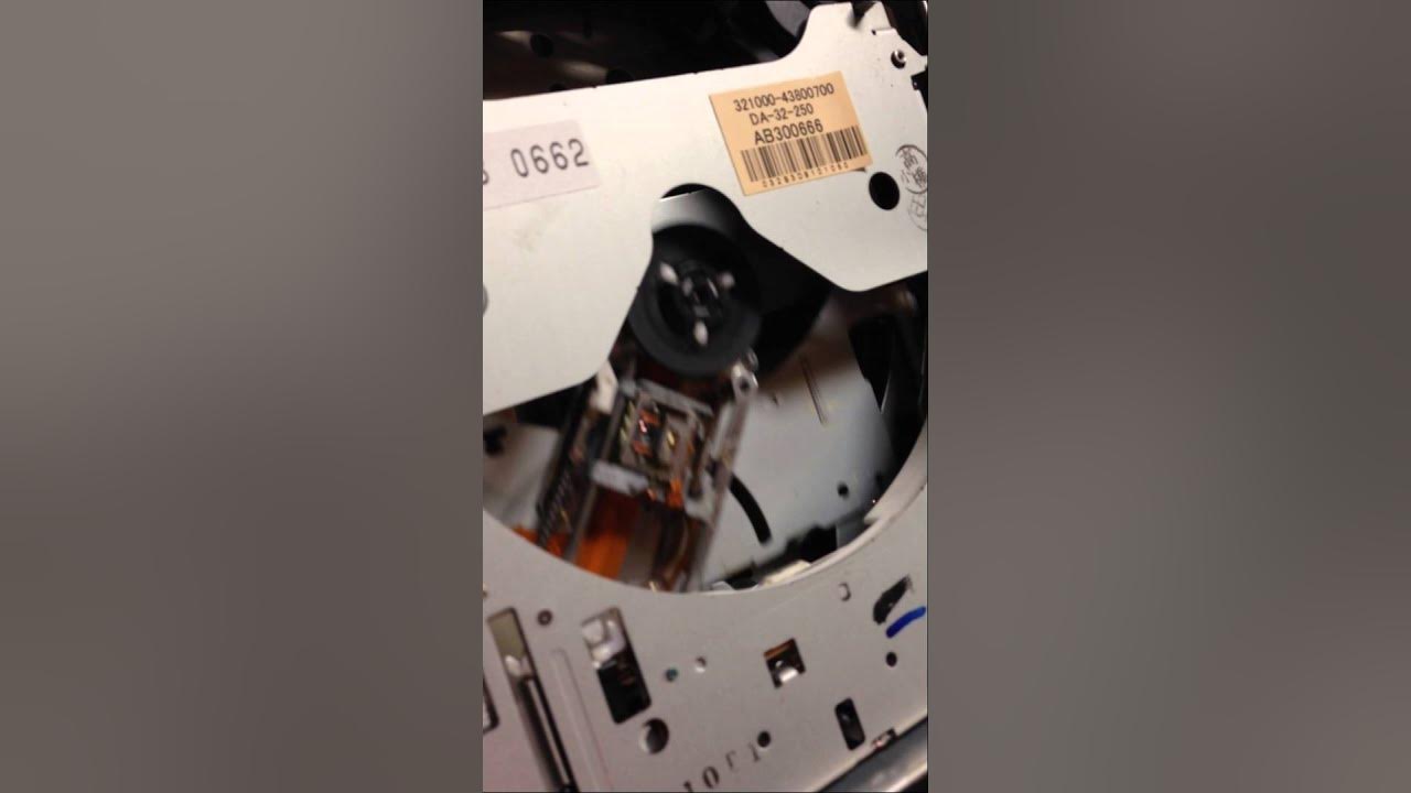 Lexus IS300 CD Player Error Part 1 YouTube