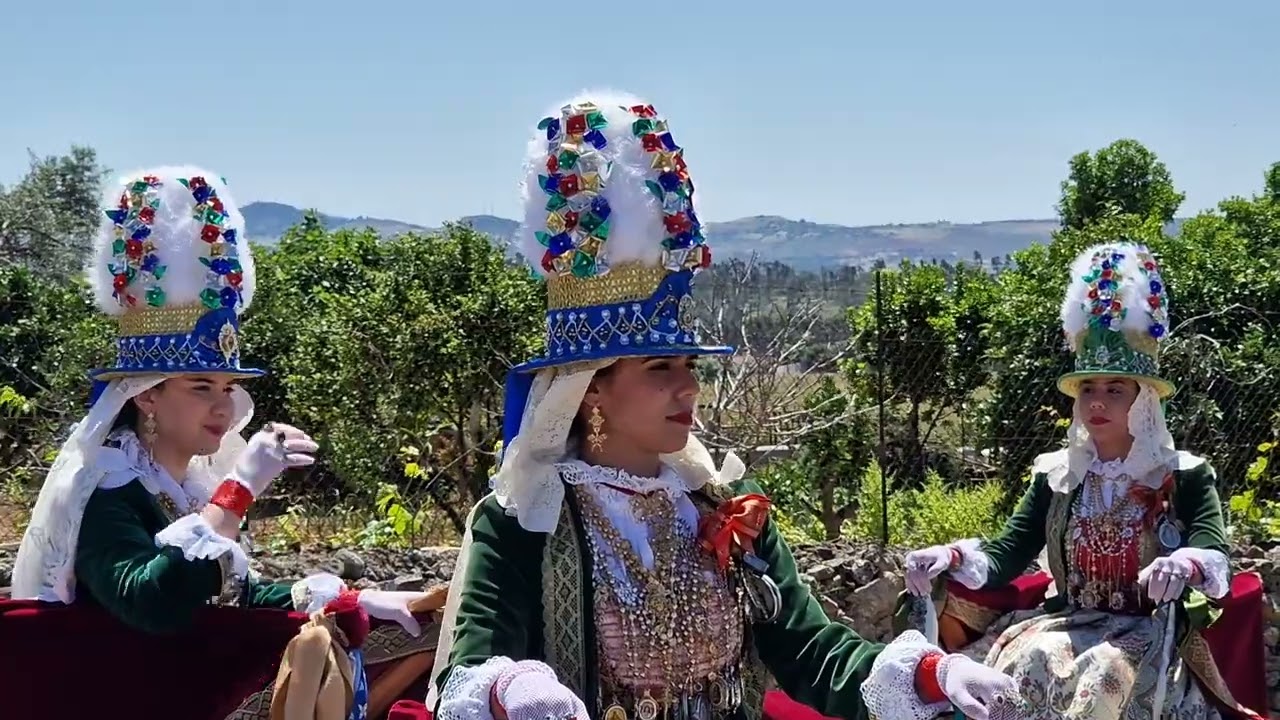SÁBADO DE ROMERÍA DE SAN BENITO - Camino Viejo cantando en La Cruz