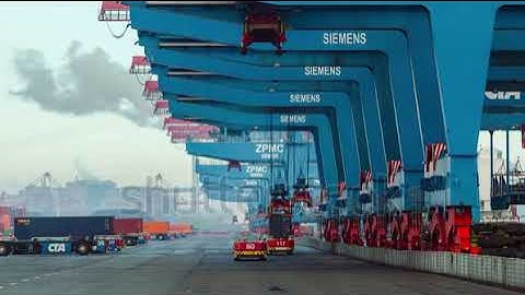 Time lapse of container-ship-loading-and-unloading at Sea port