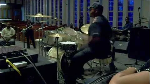 Rodney Warner Jr. Drum solo at New Method