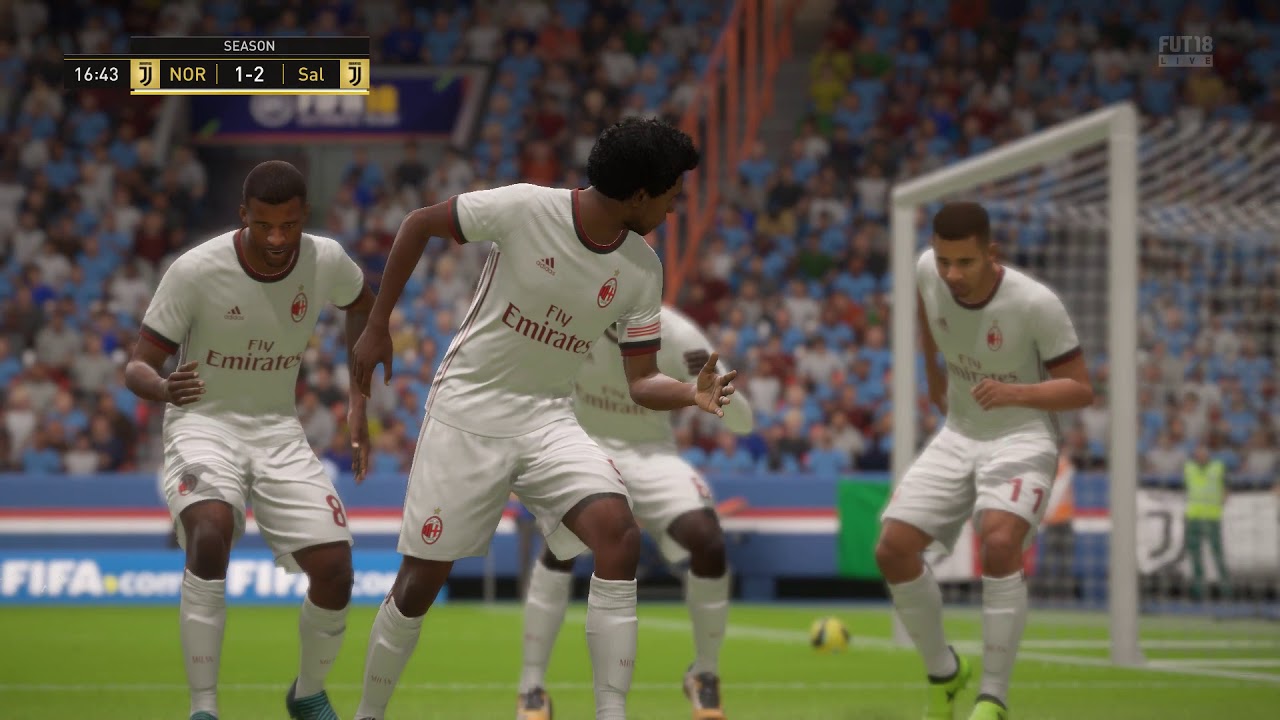 FIFA 18: Willian's Awesome Solo Goal