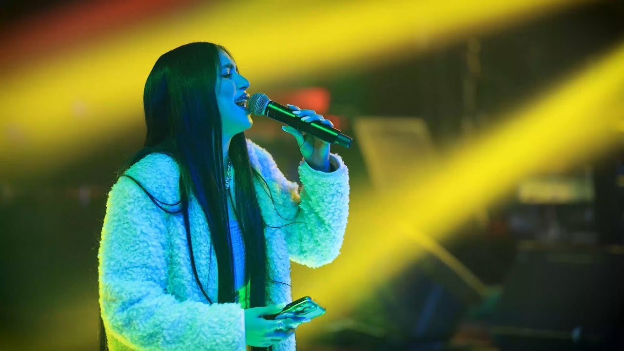 اخلاص - كلشي حـب بهالدنيا - بس اسمع مني - هم وغيره وشك وحيره - على دلعونا || جديد 2025