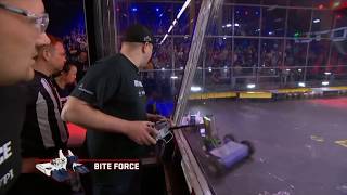 2019 Battlebots S04 E16 Quarter Final: BIte Force Vs Lock Jaw