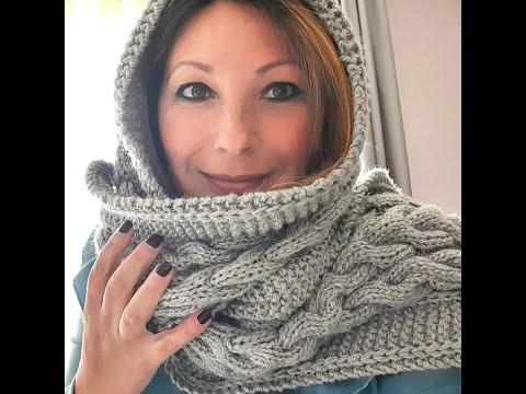 Sciarpa con cappuccio ai ferri / Knitted hooded scarf / Bufanda de