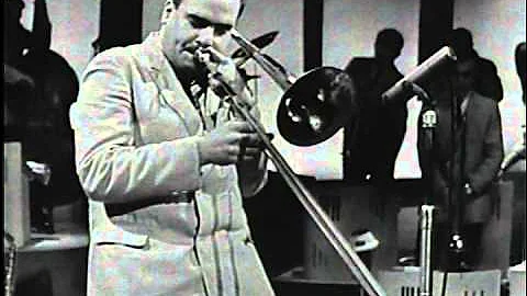 Woody Herman & His Swingin' Herd - Woodchopper's Ball