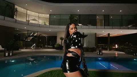 LUCIANO ft. BIA – Mami