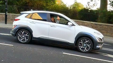 CyclingMikey Runs A Red Light! LS21UWB