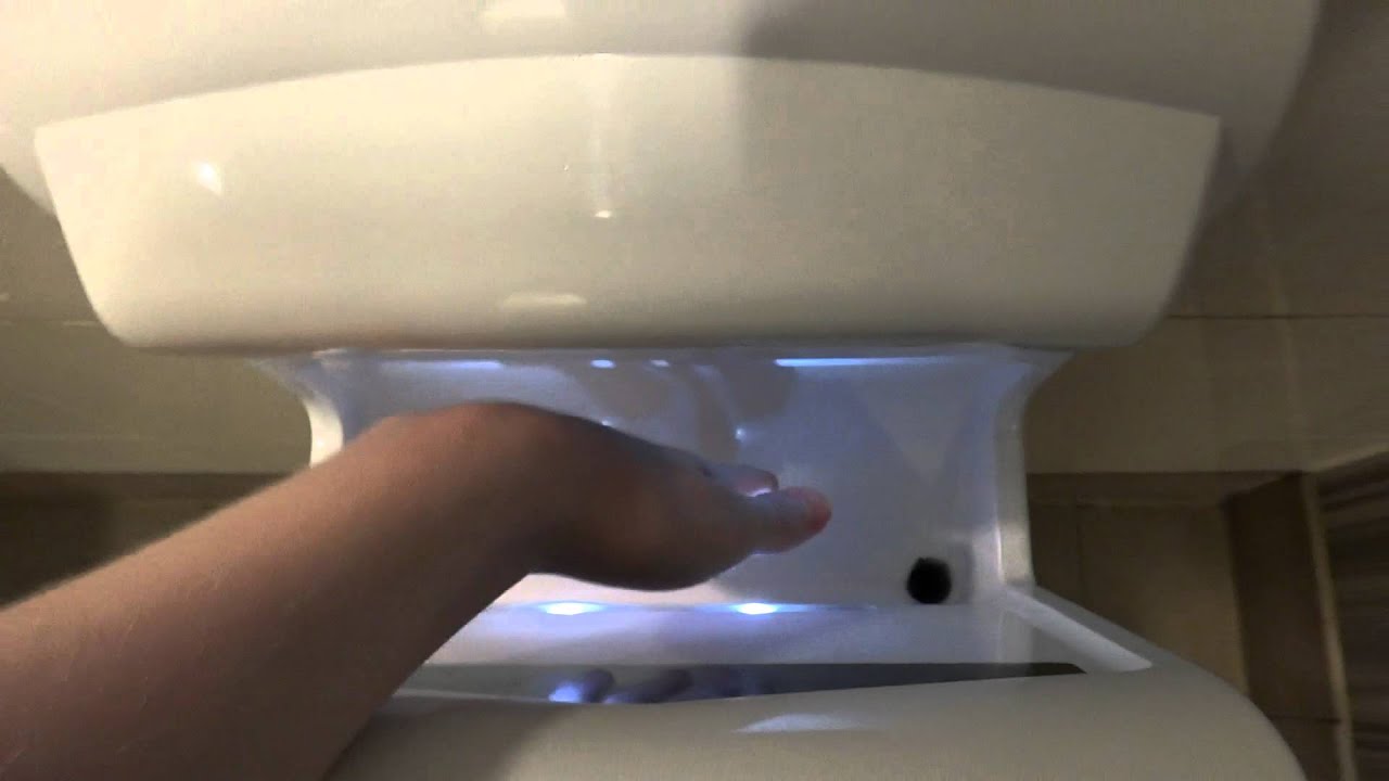 Mitsubishi Hand Dryer - YouTube