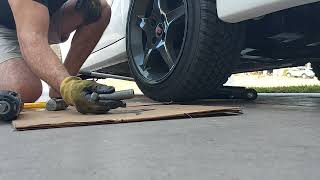 Ford Focus Wagon (Estate)spline lug nut removal lost key repair