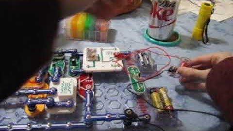 Snap Circuits Extreme | Project 682: Relay-Whistle Vibrator