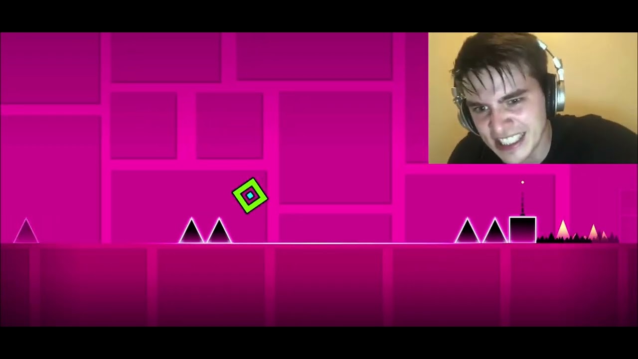 POV playing back on track Geometry Dash - YouTube
