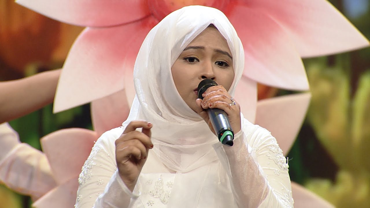 Paadam Namukku Paadam | 'Pularumo Ravozhiyumo' a beautiful song by Rafna ! | Mazhavil Manorama