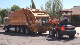 Bulk Trash ⇨ *NEW* 32 YD McNeilus Rear Load Garbage Truck