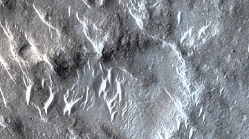 An Impact Crater in Isidis Planitia