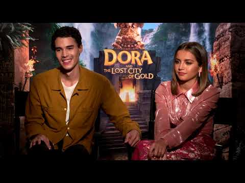 Isabela Moner and Jeff Wahlberg "DORA and the lost city of gold"