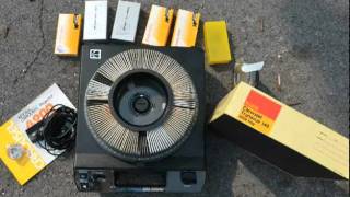 Kodak 4200 35mm Carousel Projector with Carousel Transvue 140 Slide Tray