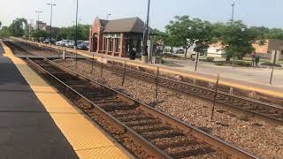 Metra Inbound Express train at Northbrook