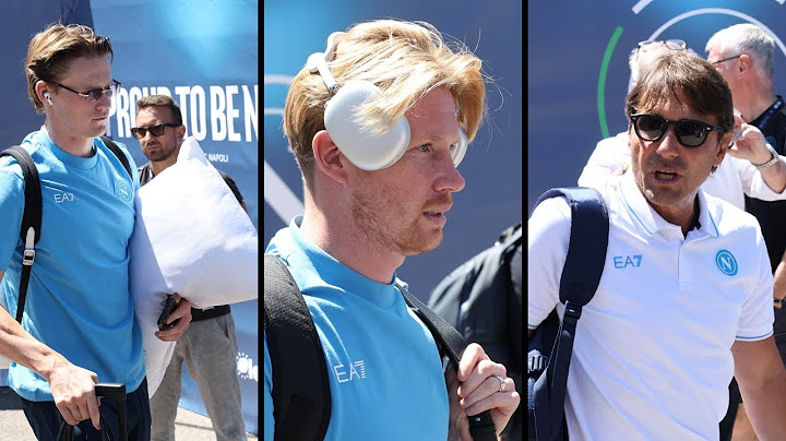 ARRIVO NAPOLI a DIMARO: ovazione per DE BRUYNE e Conte! 🔥 McTominay arriva col... cuscino! 🤣