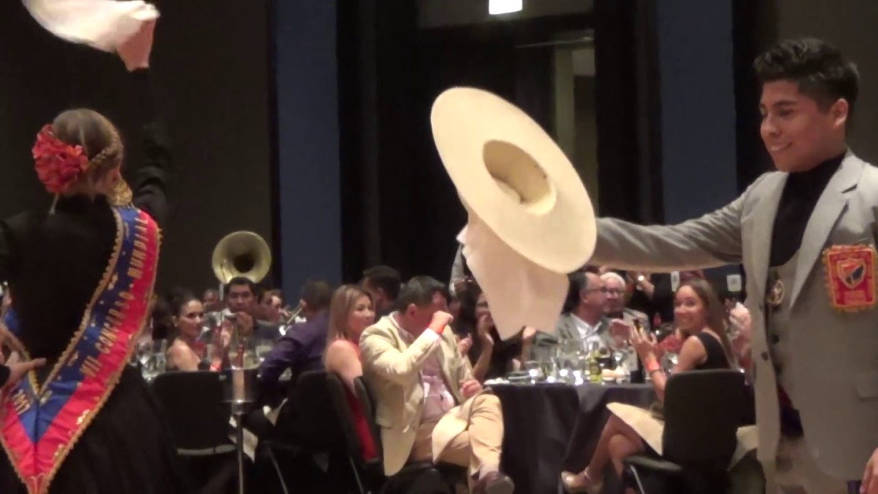 Westin Hotel. Macarena Carrillo Velaochaga y Alejandro Corcuera. Marinera Nadie Como Tu