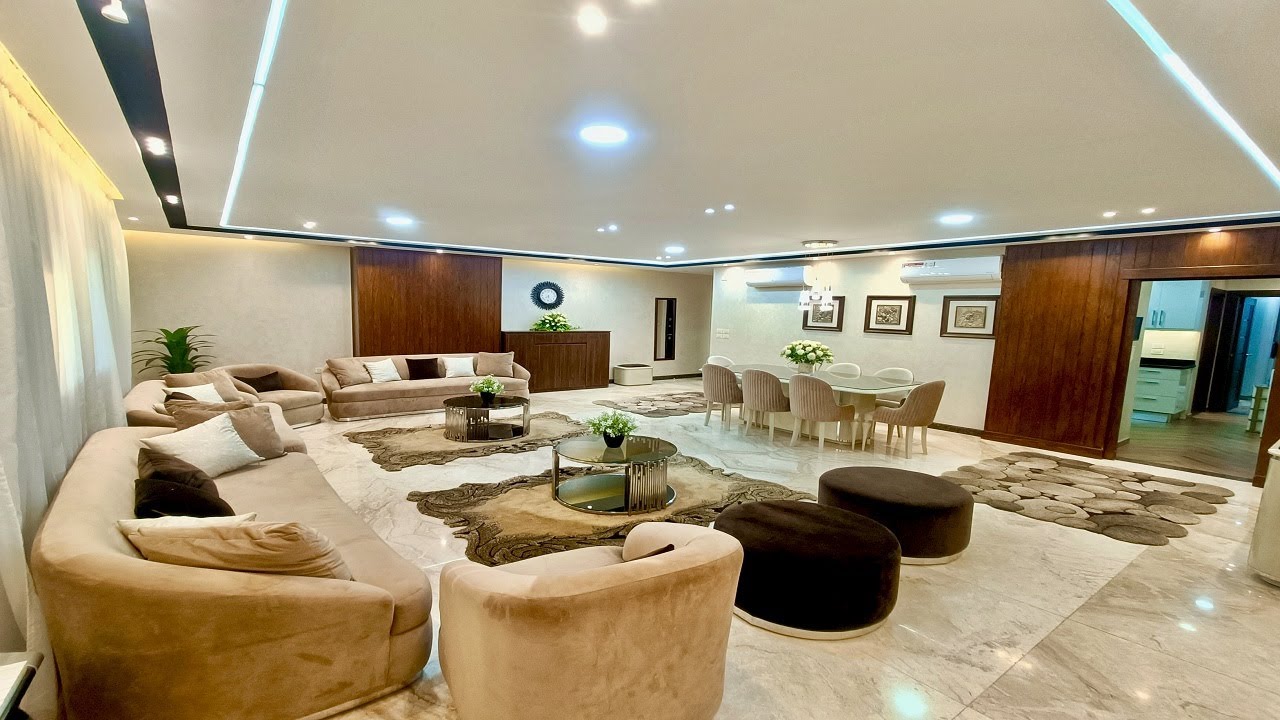 شقة للبيع بكامل الفرش والاجهزة والتكييفات وحصة الجراج عقدها مسجل عمارة جديدة بالمربع الذهبى