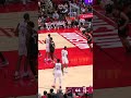 Dorian Finney-Smith's first points as a 🚀 #rockets