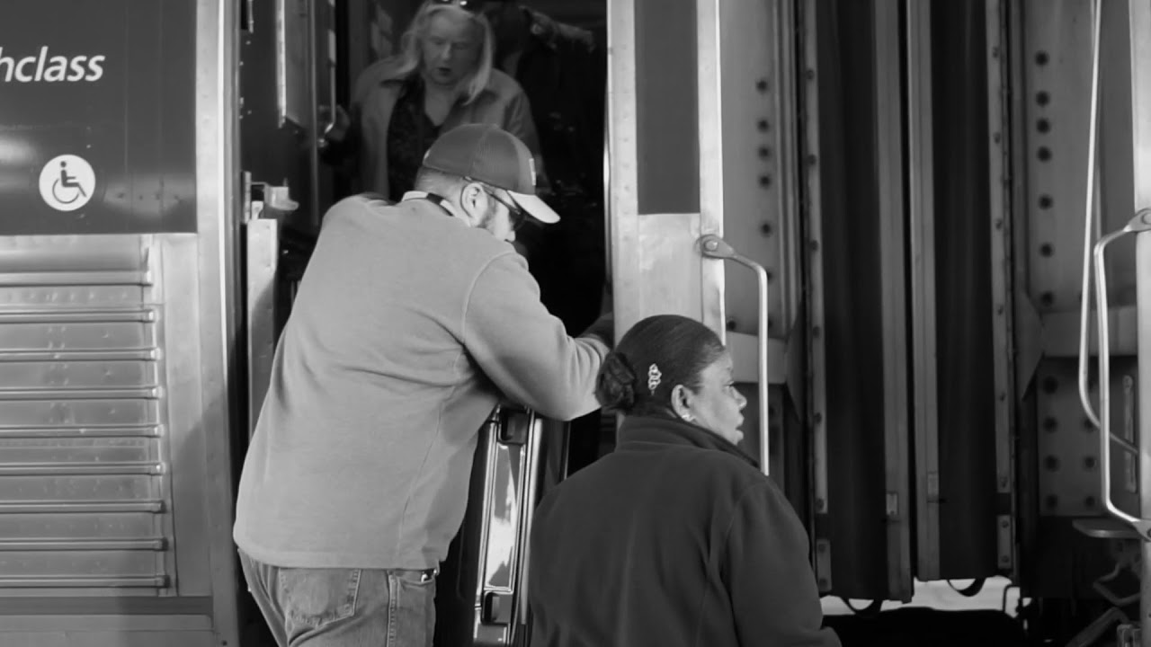 Wheelchair on Amtrak loading, unloading, and aisle width YouTube