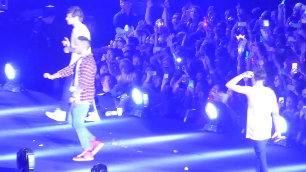 XXI. One Direction Cartwheels and Story Of My Life, OTRA Bangkok