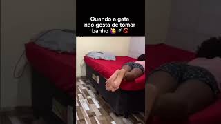 Quando Ela Não Gosta De Tomar Banho: #Shorts #Meme #Viral