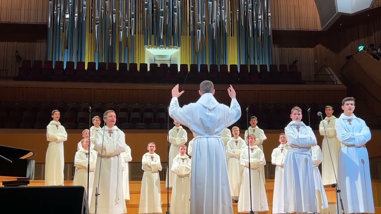 [ 고향의 봄, 아리랑 ] 🇫🇷파리나무십자가소년합창단(Les Petits Chanteurs à la Croix de Bois) - 롯데콘서트홀 2024/12/07 앙코르