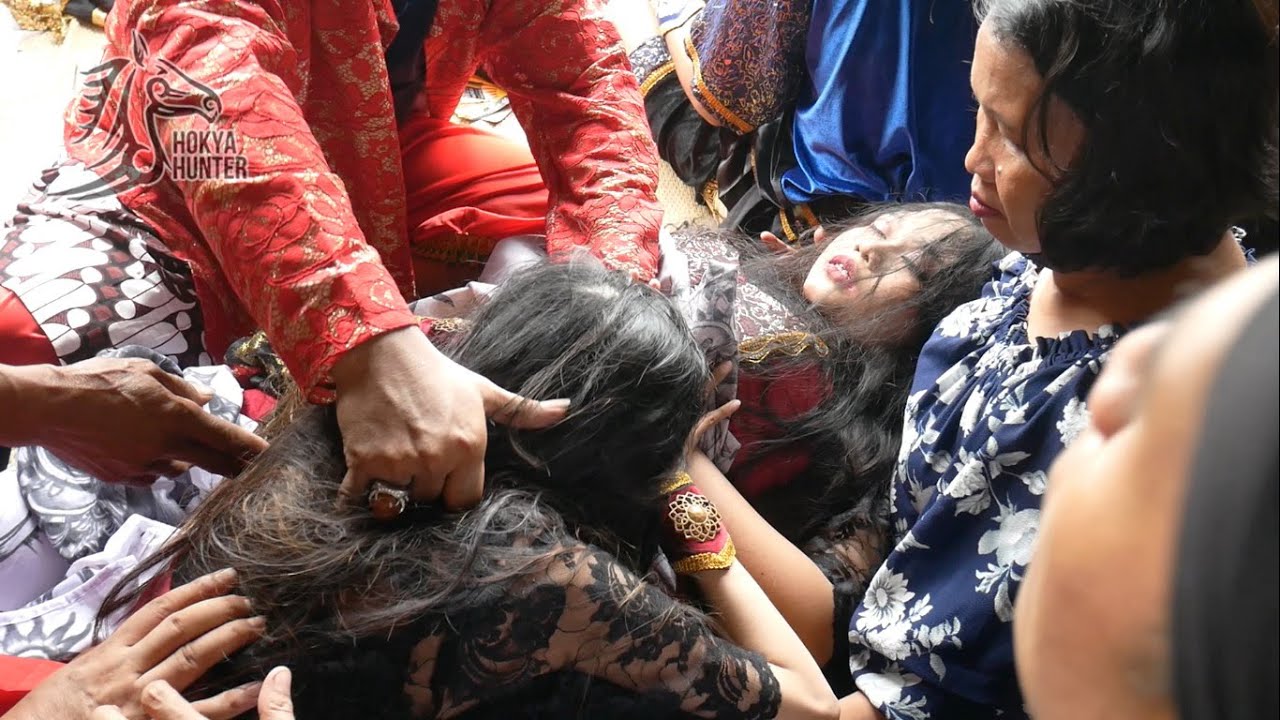 PARA PAWANG SAMPAI KEWALAHAN!! Penyembuhan Penari Putri Kesurupan di Balik Layar!!