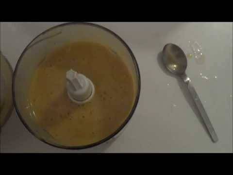 Βίντεο: Ζεστή σαλάτα με πάπια και παρμεζάνα με σάλτσα από μέλι-μουστάρδα