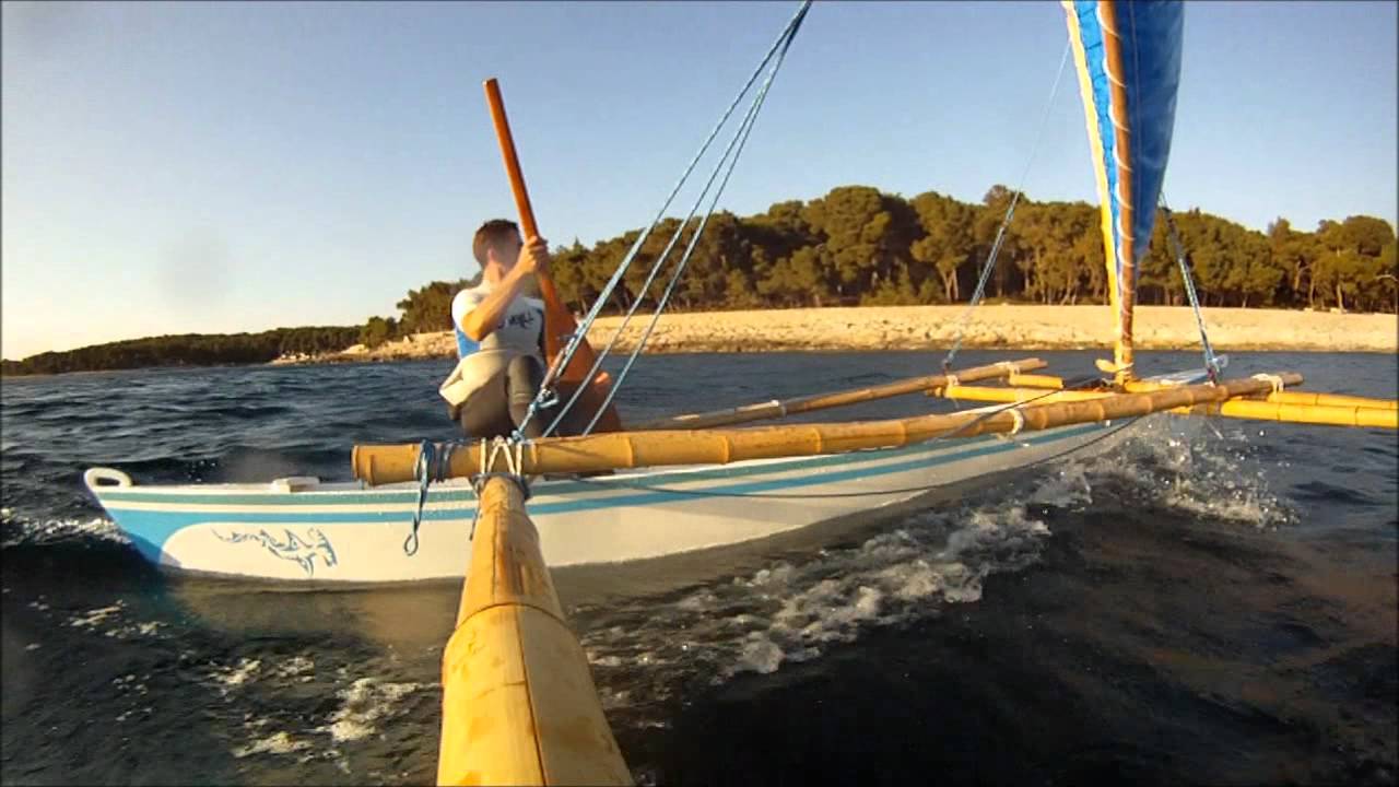 sailing outrigger canoe 