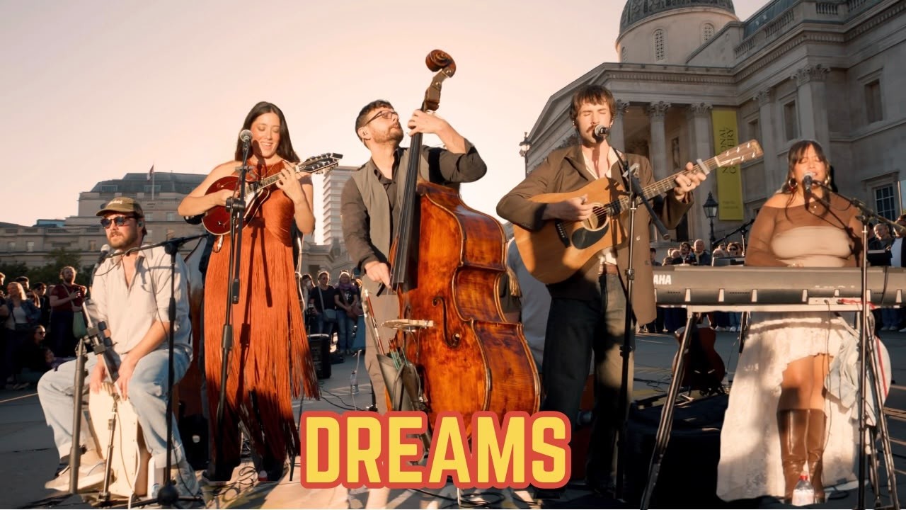 Is This the GREATEST Street Performance of All Time? | Fleetwood Mac - Dreams