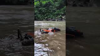 gagal ngegas hanyut,rc jeep rubicon MN128 #rc #mn128 #rcrubicon #motoroffroad #mainrc #mainair #hobi