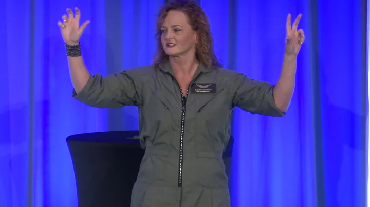 Elizabeth McCormick becoming a Helicopter Pilot Ke...