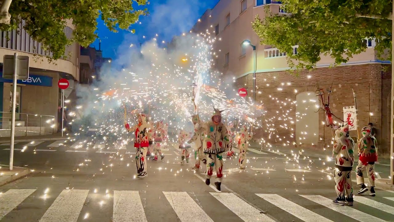 CORREFOC amb Colles Convidades, Ball de Diables Petits Morell, la Vibrieta Francolina - Episodi nº 2