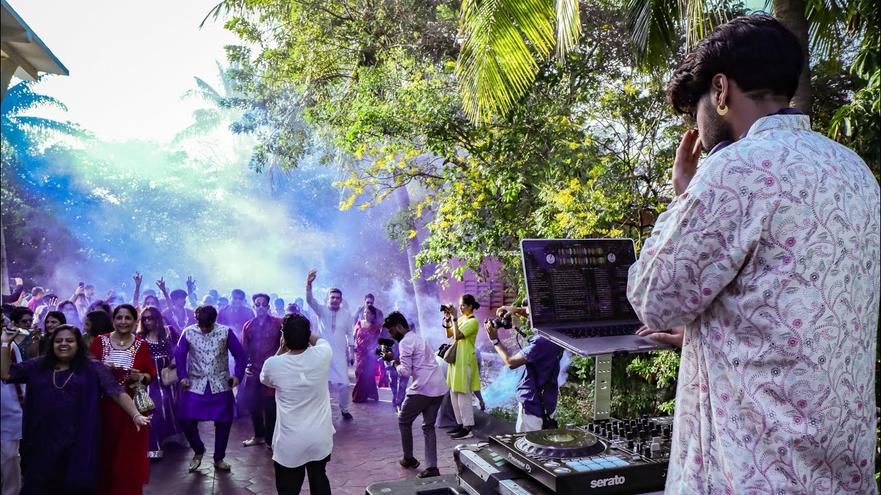 DJ’D A HUGE WEDDING IN CANCÚN?!?!