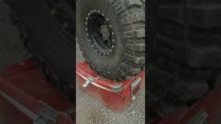 Show authentic tire deformation, realistic vehicle weight distribution, suspension movement, and nat