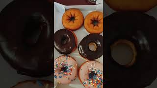 Wait Till End Unboxing Dunking Donuts #shortsfeed #shorts #food #donuts #comedy