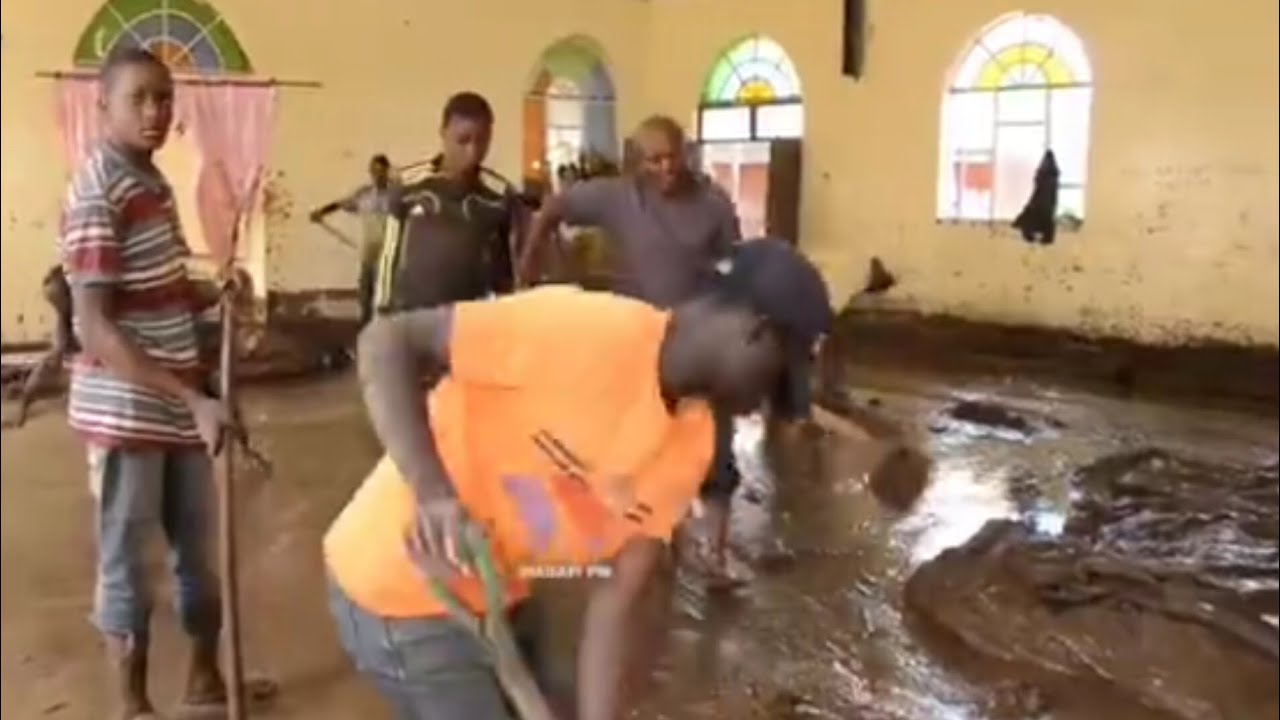 MAFURIKO YAWAKUTA WAUMINI MSIKITINI WAKISWALI, TOPE LAJAA, MISWALA YASOMBWA