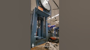 💥Test-to-failure experiment in the #CivMin Concrete Material Laboratories #engineering #science