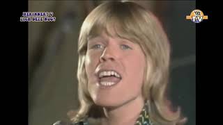 Peter Noone - Meet me on the corner down at Joe's cafe  1974